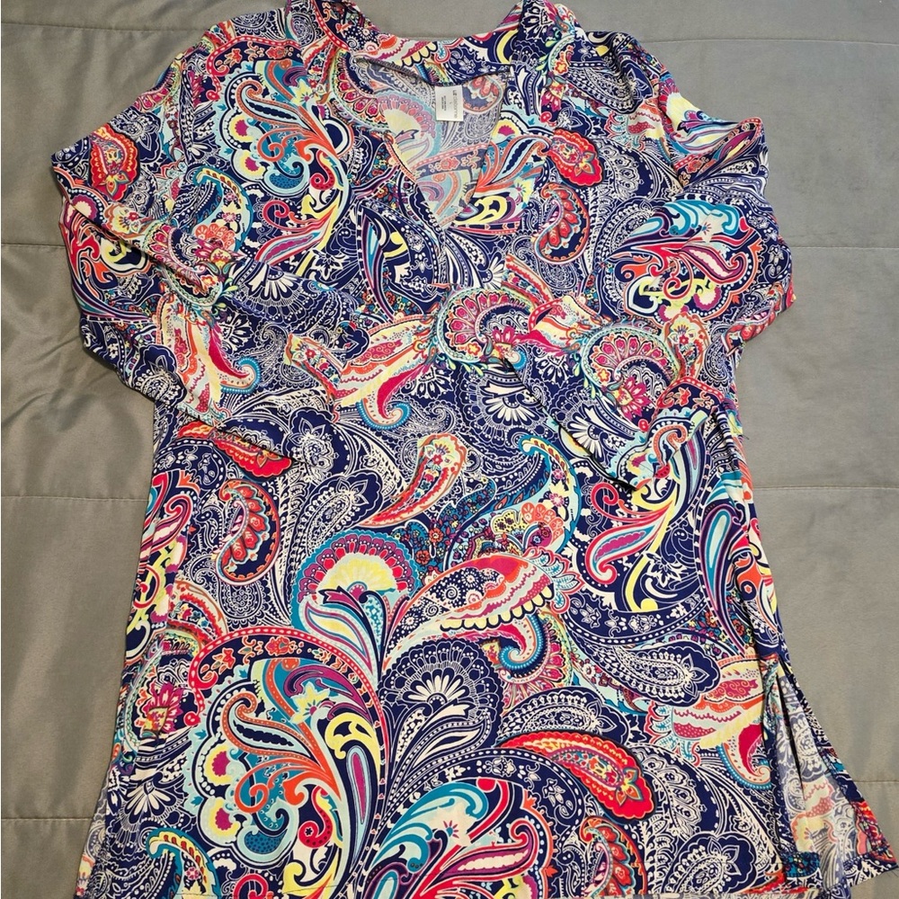 Liz Claiborne size LG swimsuit cover